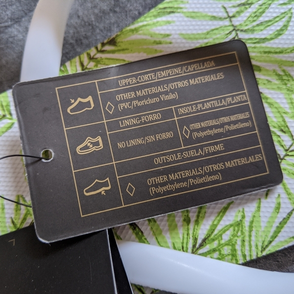 π΄ NWT F21 Palm Leaf Flip Flops π΄ - Picture 8 of 8